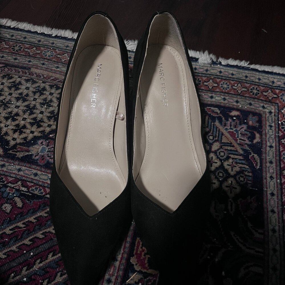 Marc Fisher Black Pumps
